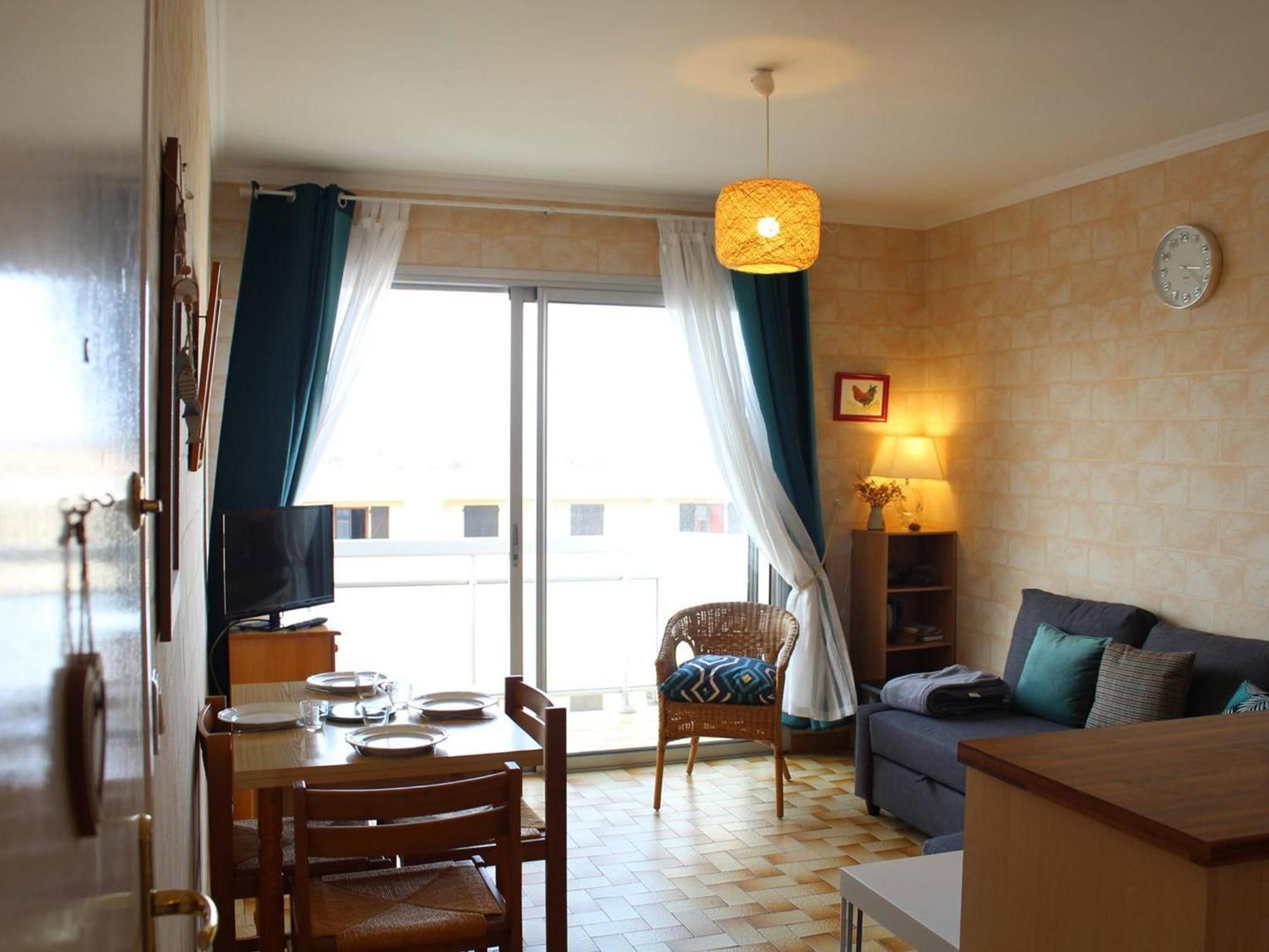Port-La-Nouvelle - Appartement Traversant 6 Couchages Avec Balcons, Parking Et Proche Plage - Fr-1-229C-47