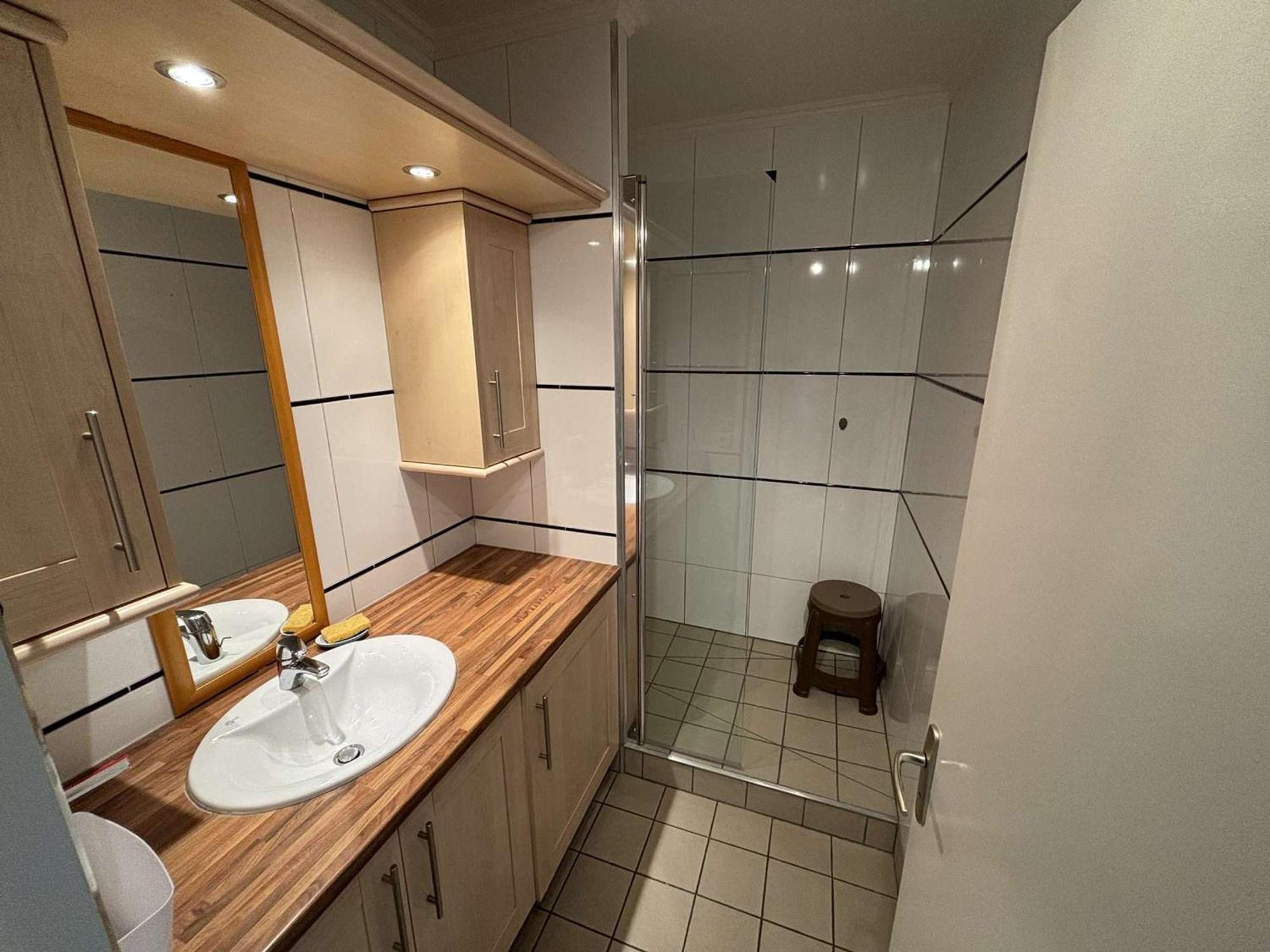 Apartment Port-La-Nouvelle - Appartement Traversant 6 Couchages Avec Balcons, Parking Et Proche Plage - Fr-1-229C-47 *